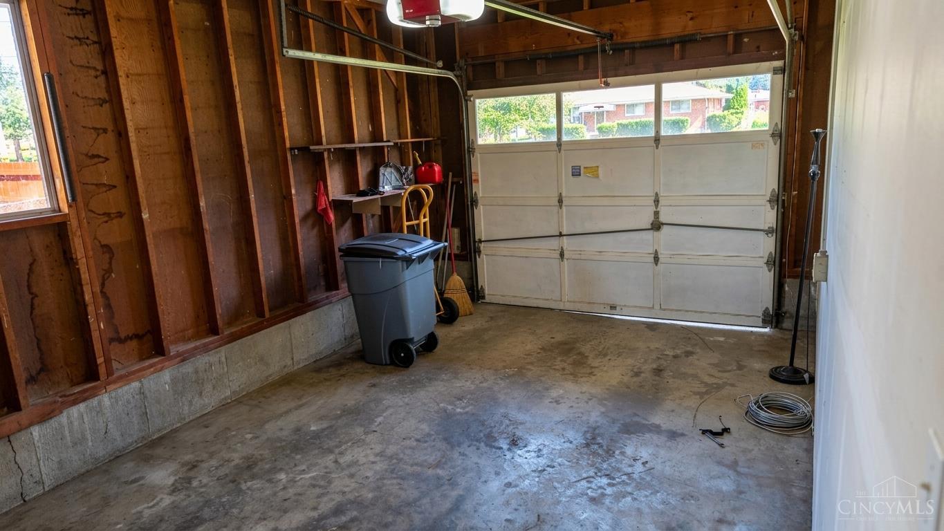 938 Hicks Boulevard Property Photo 10