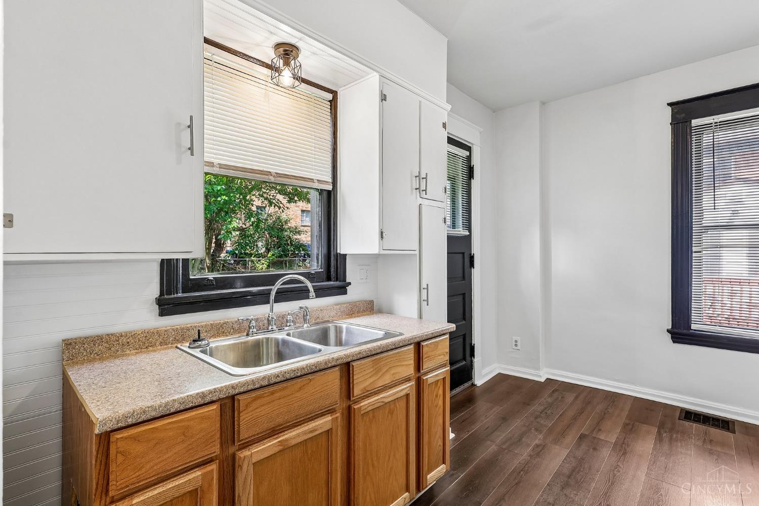 172 Kinsey Avenue Property Photo 37