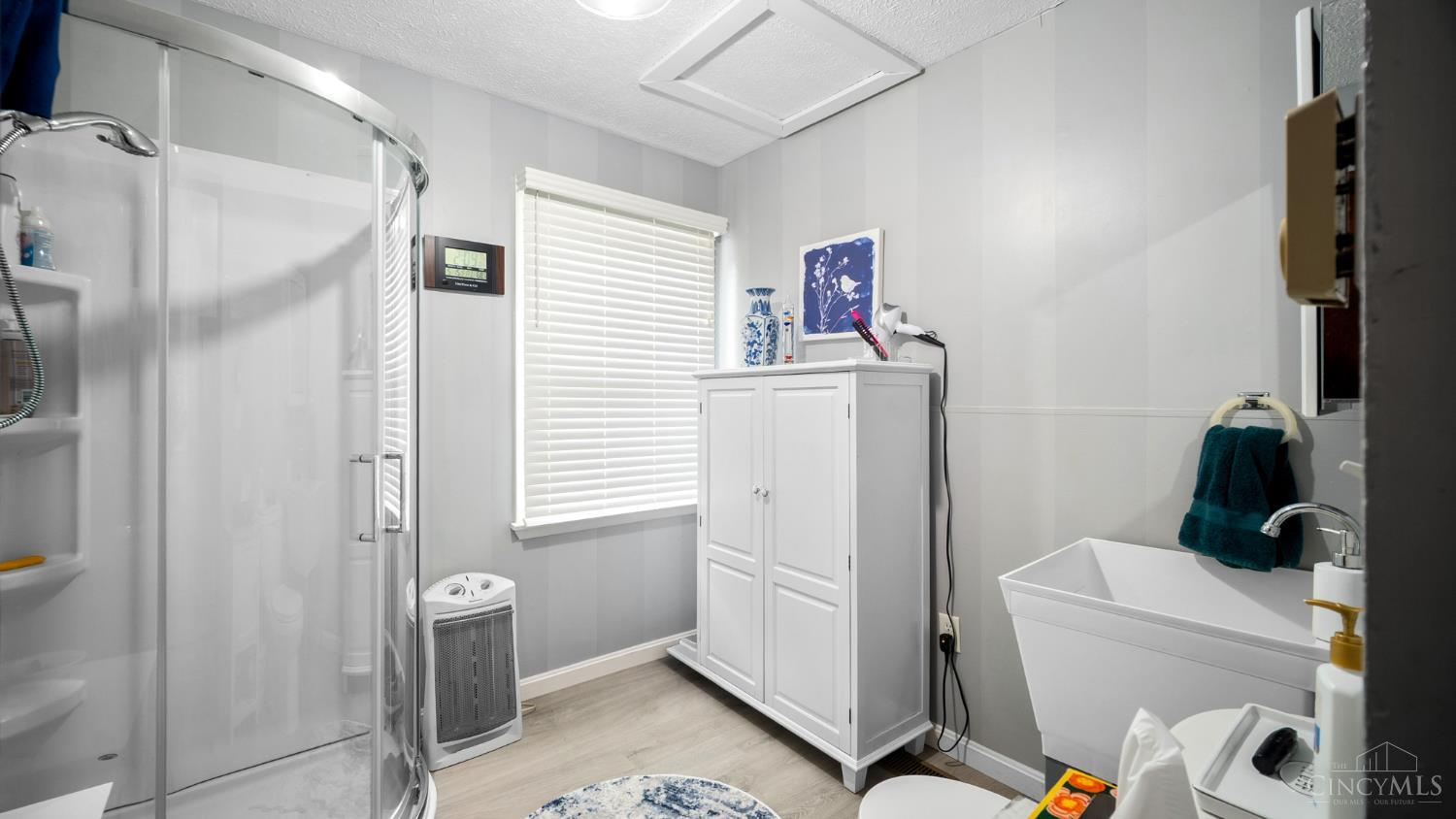 2424 Tulip Road Property Photo 14