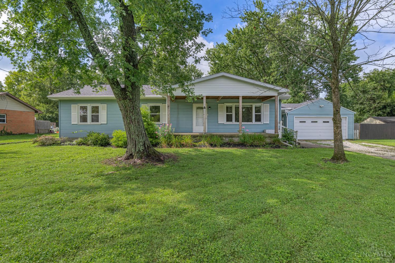 1895 Ryan Road Property Photo 1