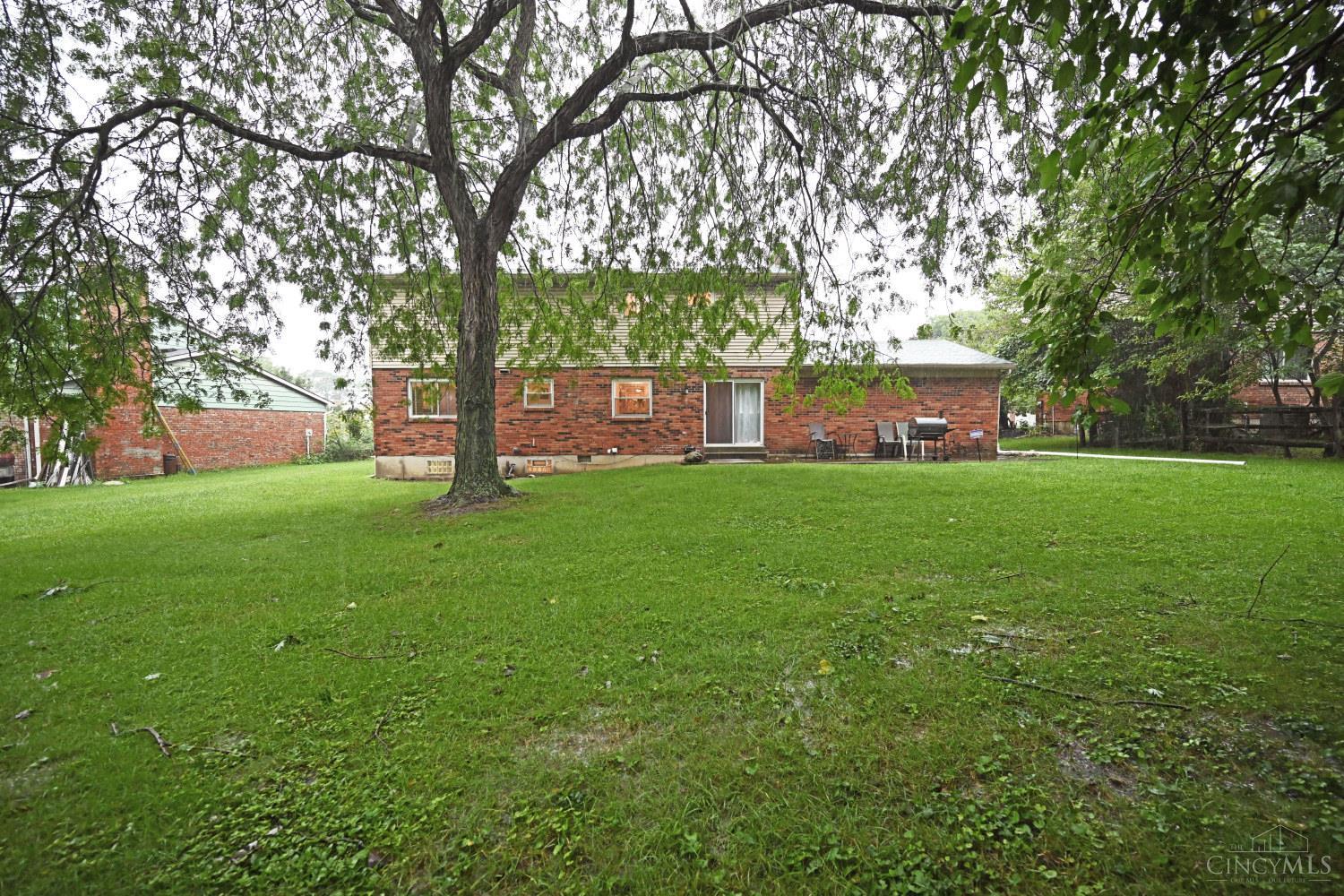 12012 Cantrell Drive Property Photo 2