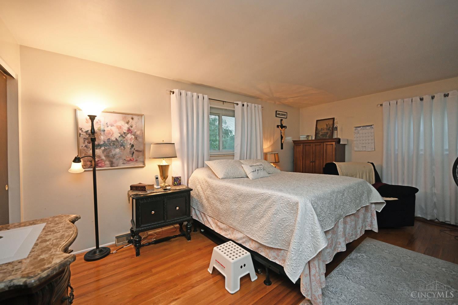 12012 Cantrell Drive Property Photo 32