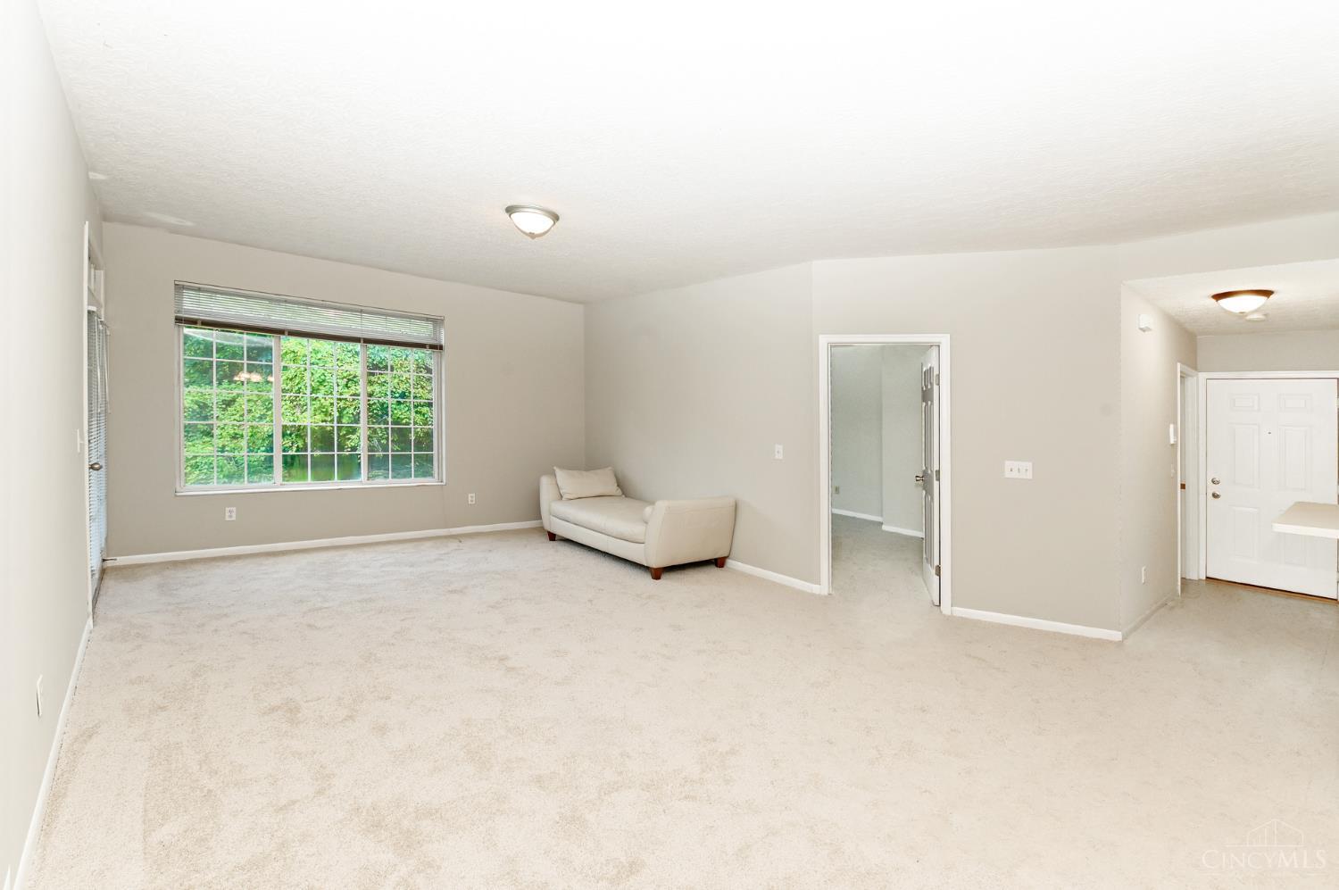 4240 Endeavor Drive Property Photo 4