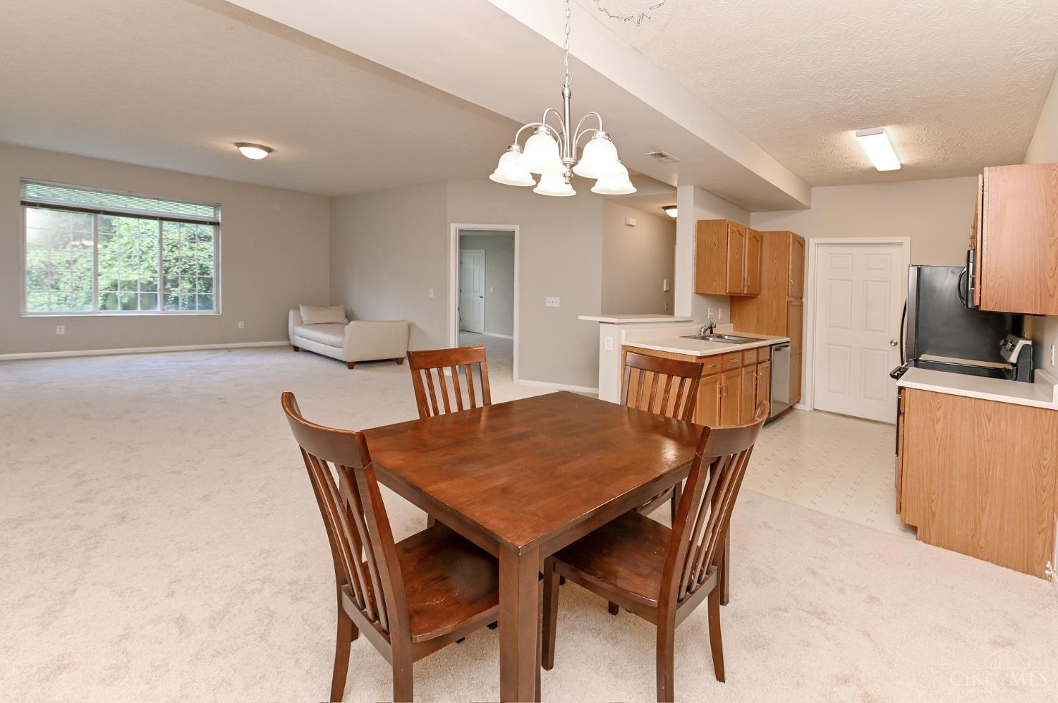 4240 Endeavor Drive Property Photo 10