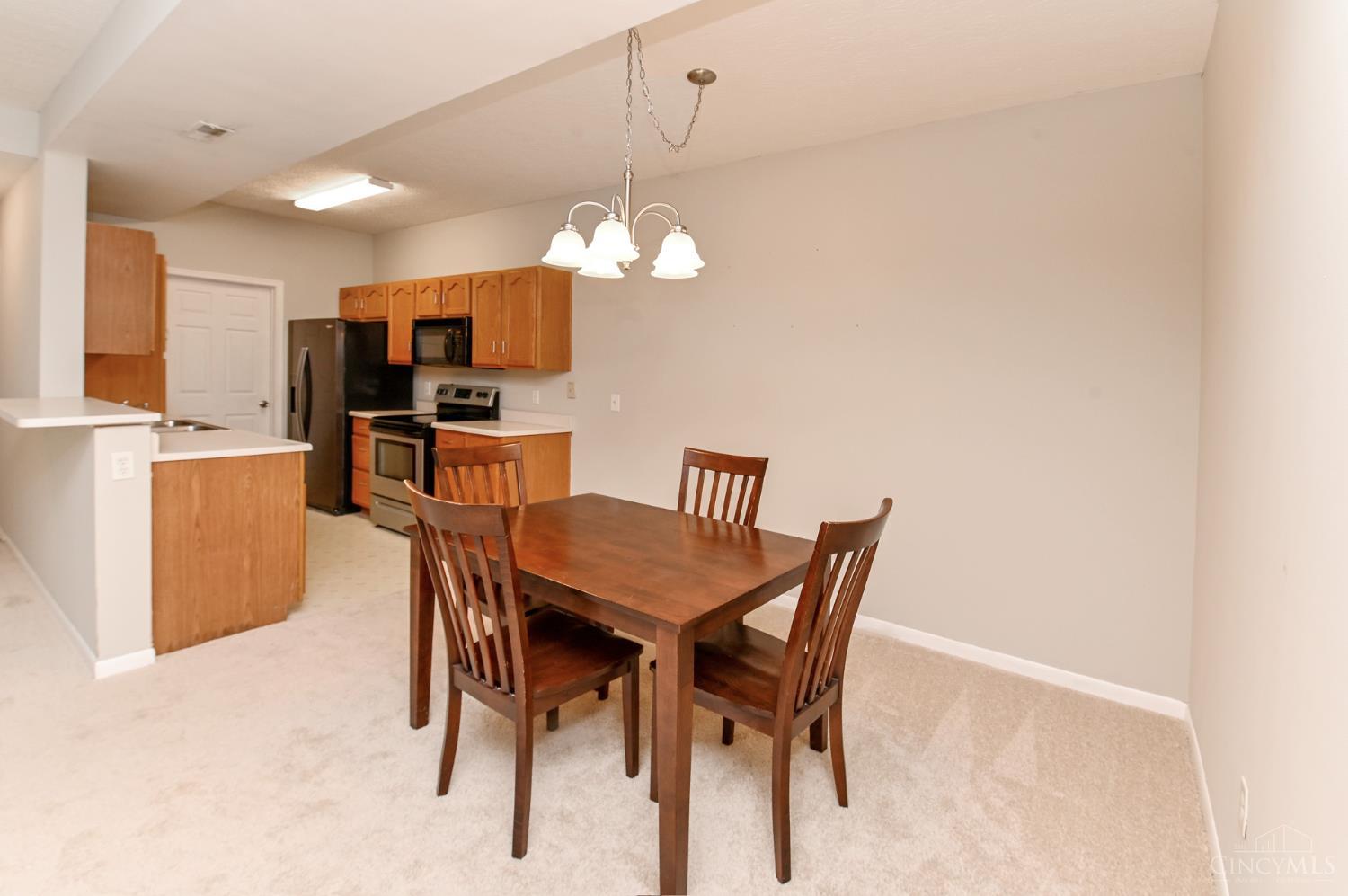 4240 Endeavor Drive Property Photo 11