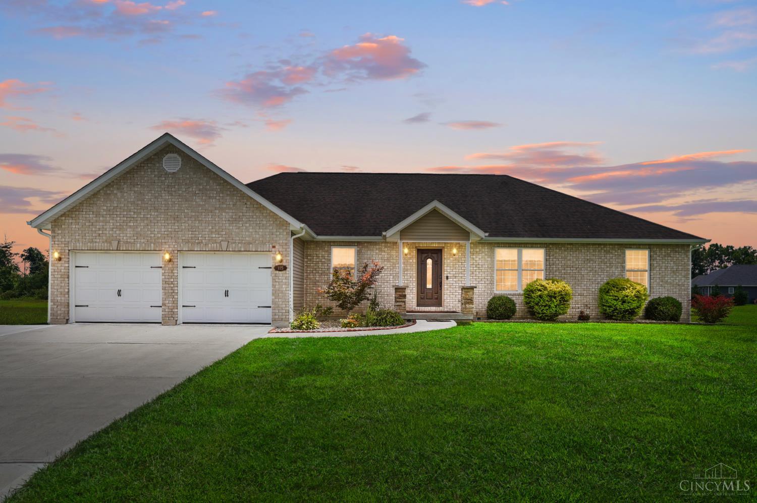 115 Burr Oak Drive Property Photo 1