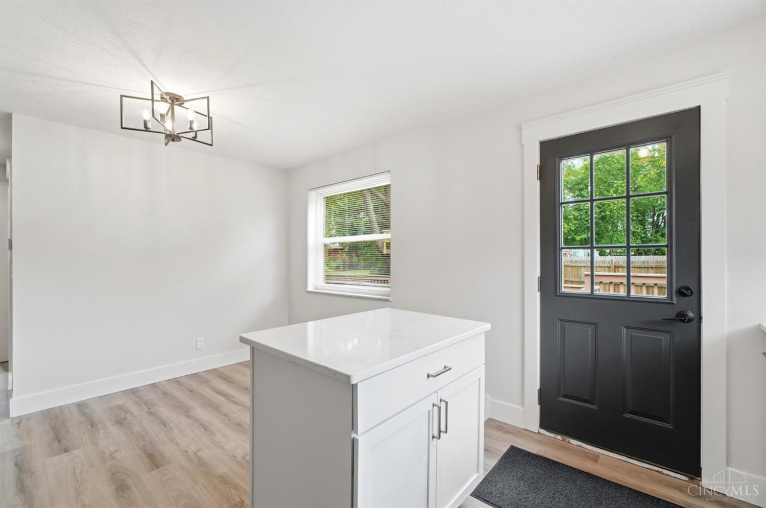 9315 Jericho Drive Property Photo 11