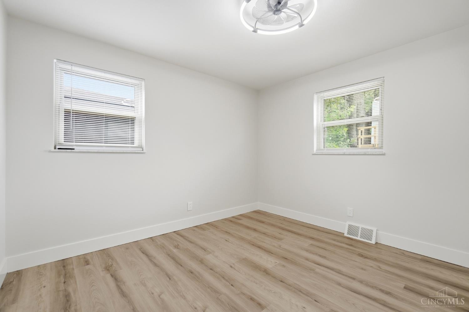 9315 Jericho Drive Property Photo 17