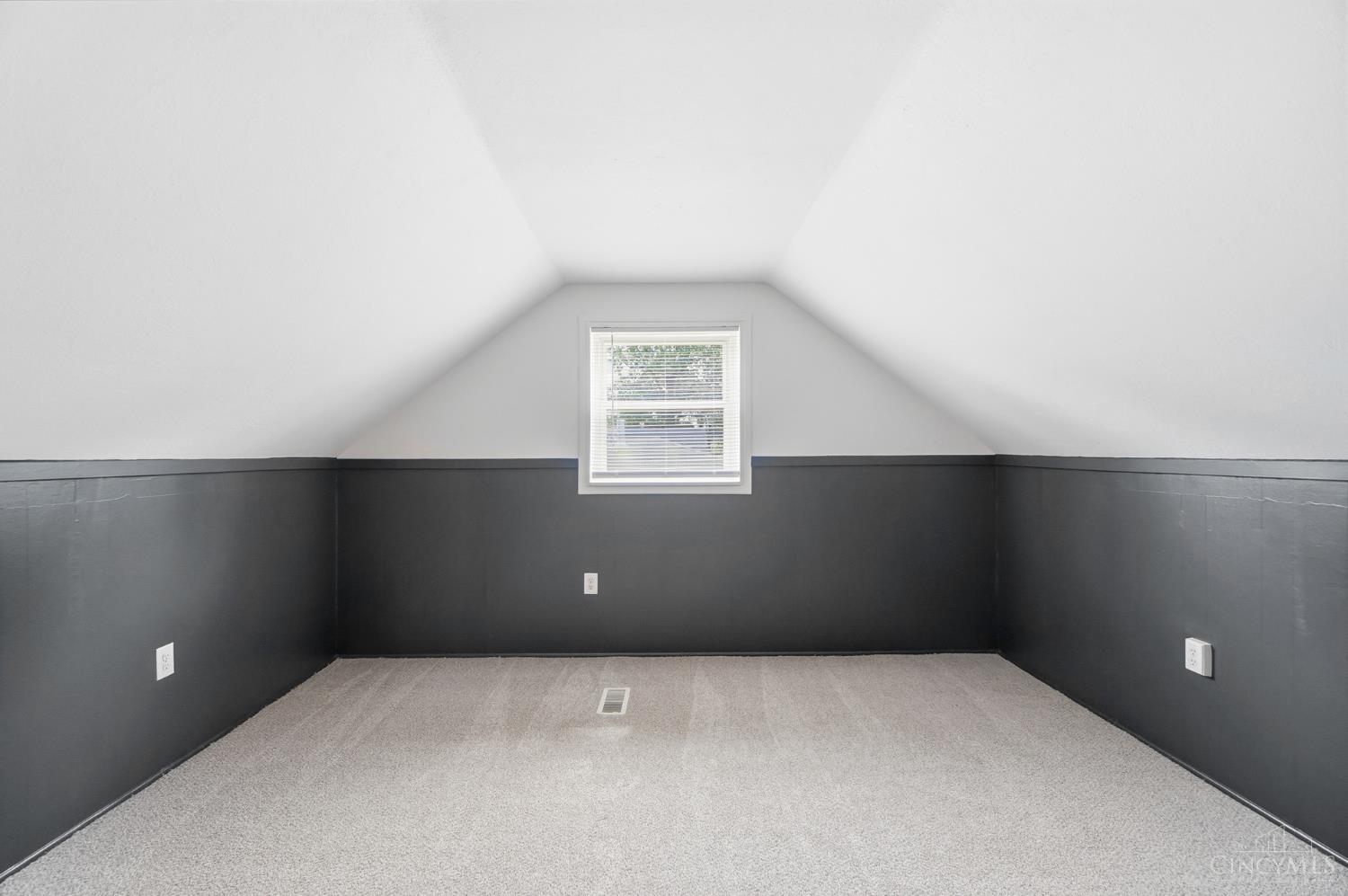 9315 Jericho Drive Property Photo 21