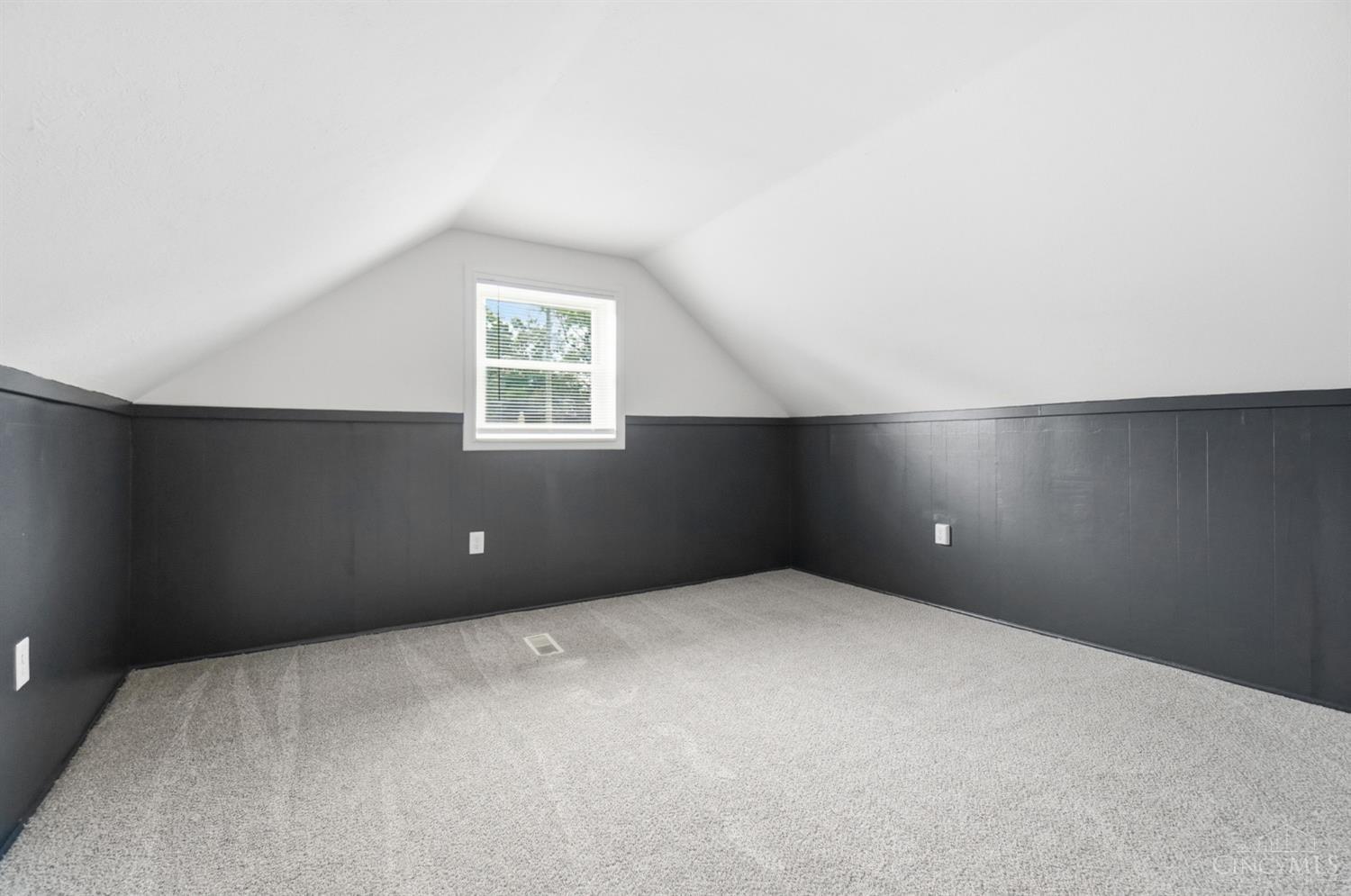 9315 Jericho Drive Property Photo 22