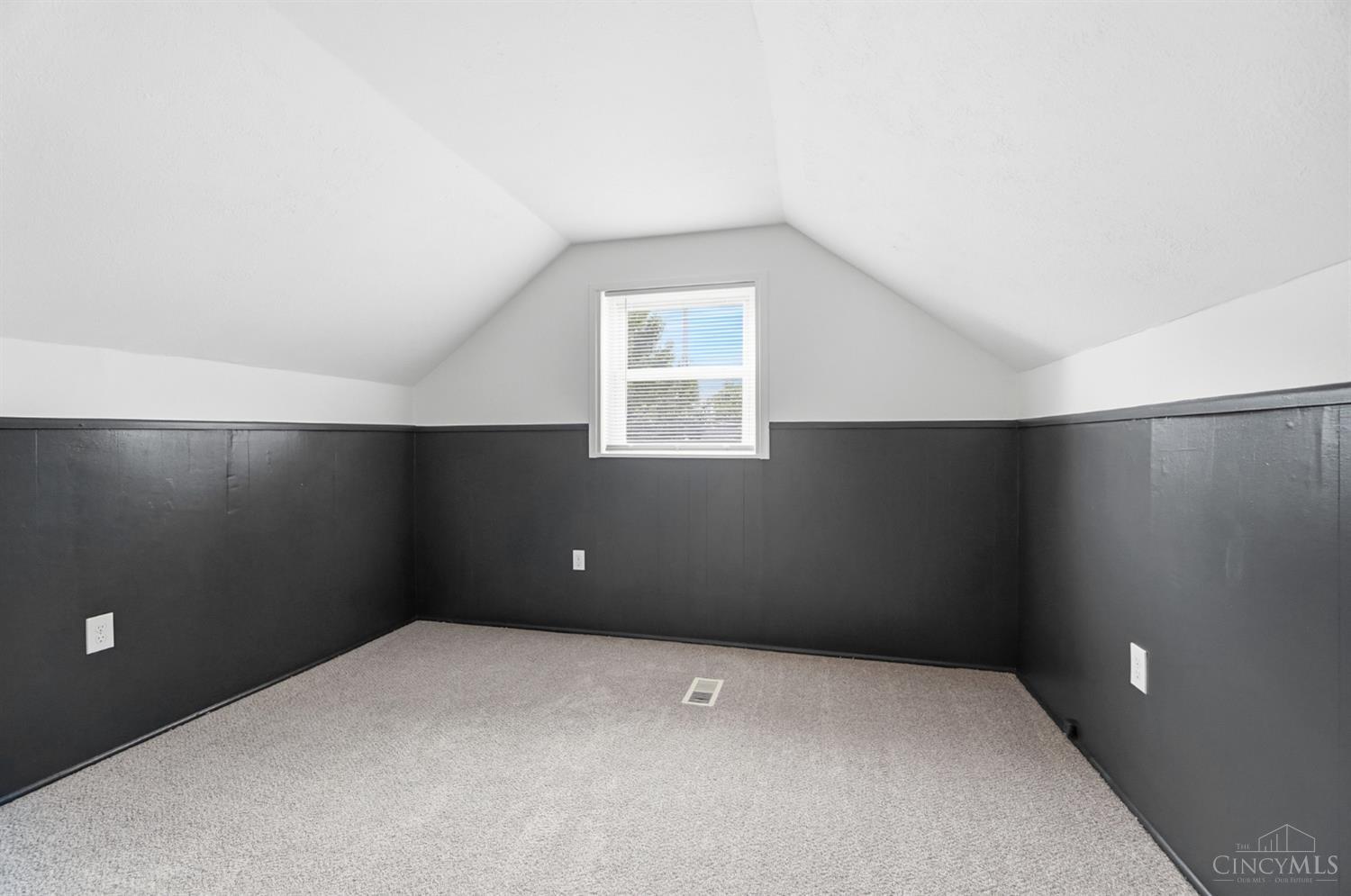 9315 Jericho Drive Property Photo 24
