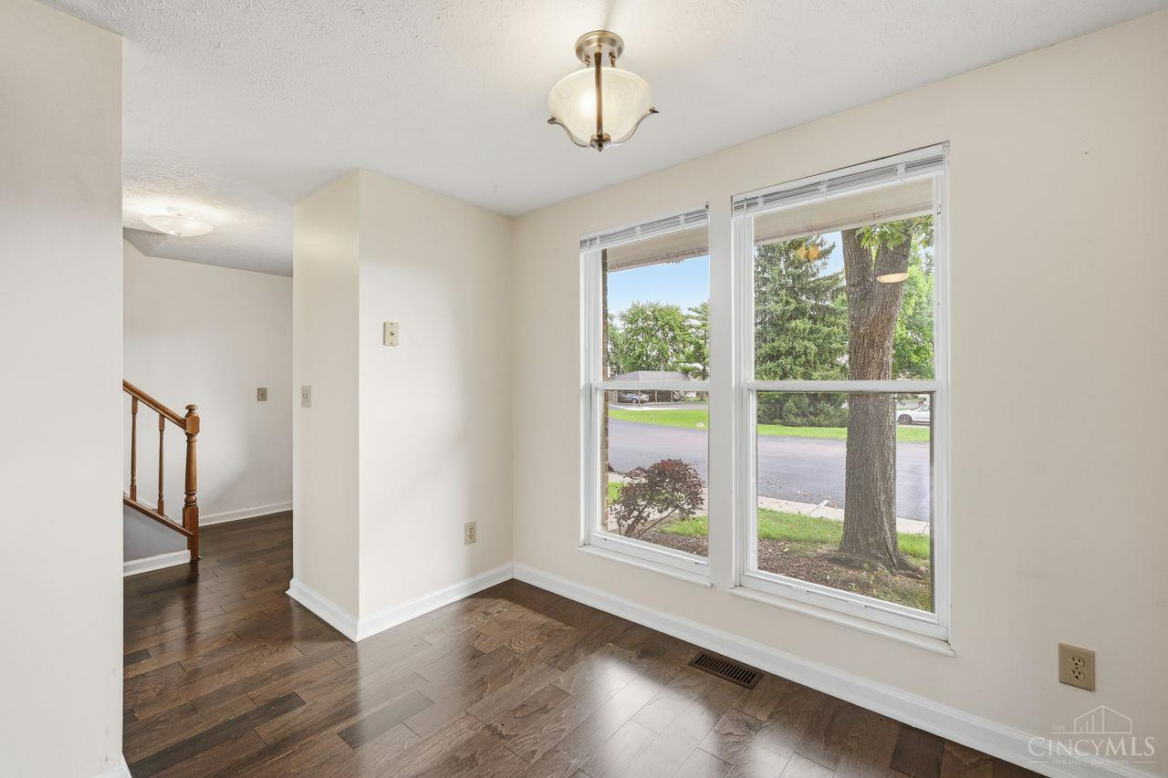 6668 Ashley Court Property Photo 5
