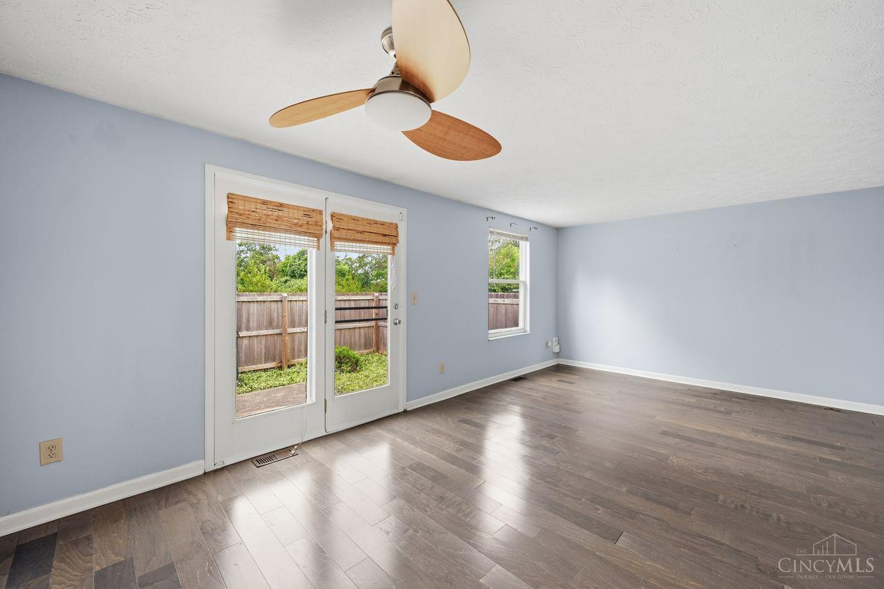 6668 Ashley Court Property Photo 9