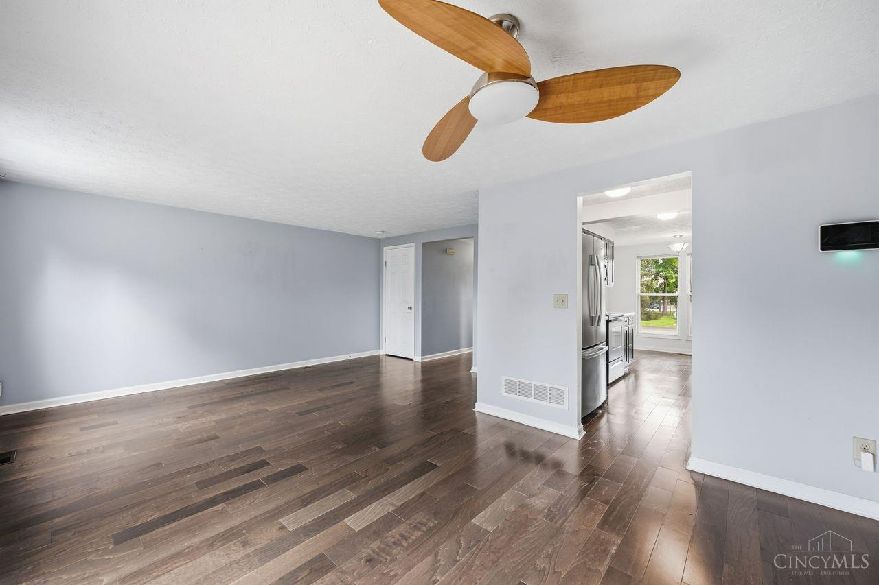 6668 Ashley Court Property Photo 10