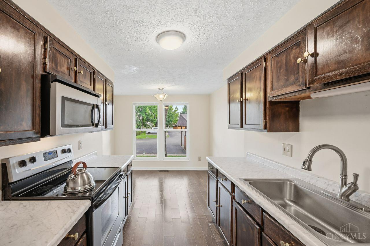 6668 Ashley Court Property Photo 16