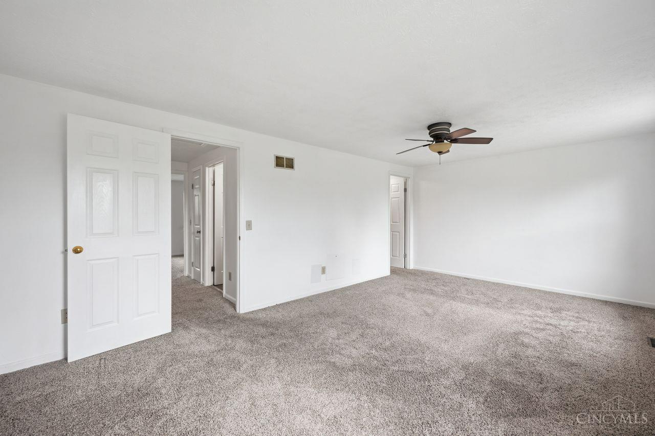 6668 Ashley Court Property Photo 20