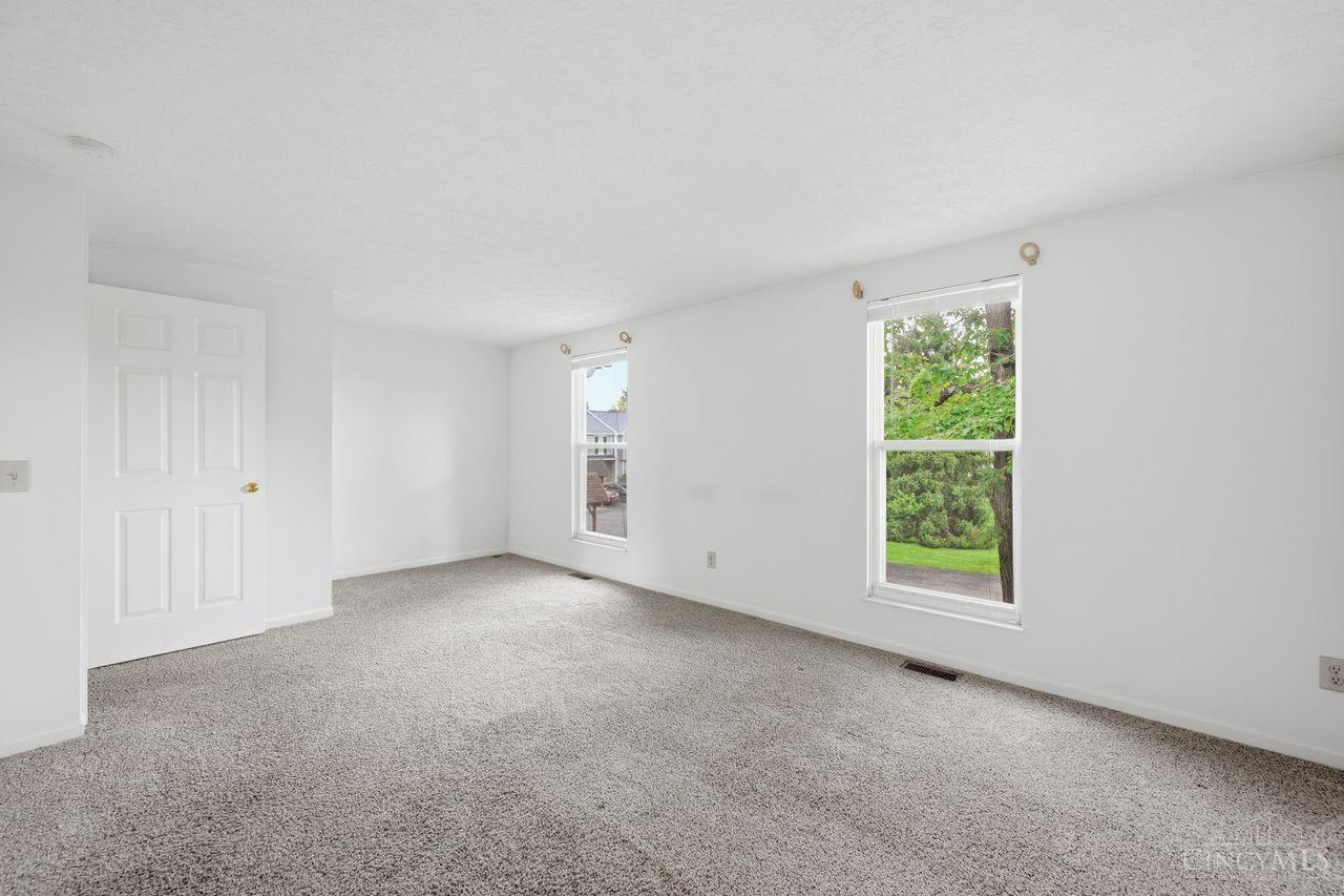 6668 Ashley Court Property Photo 23