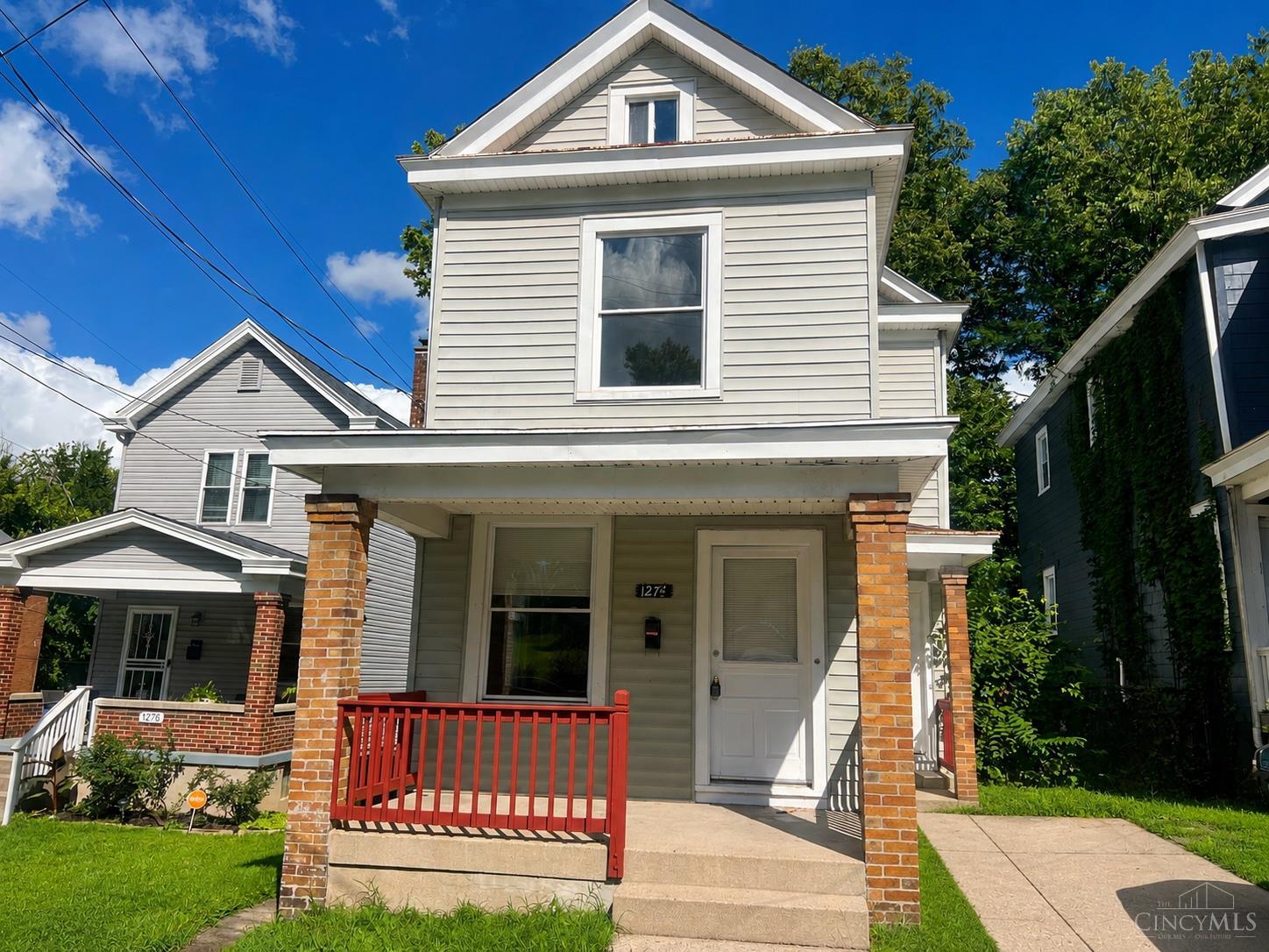 1274 Ross Avenue Property Photo 1
