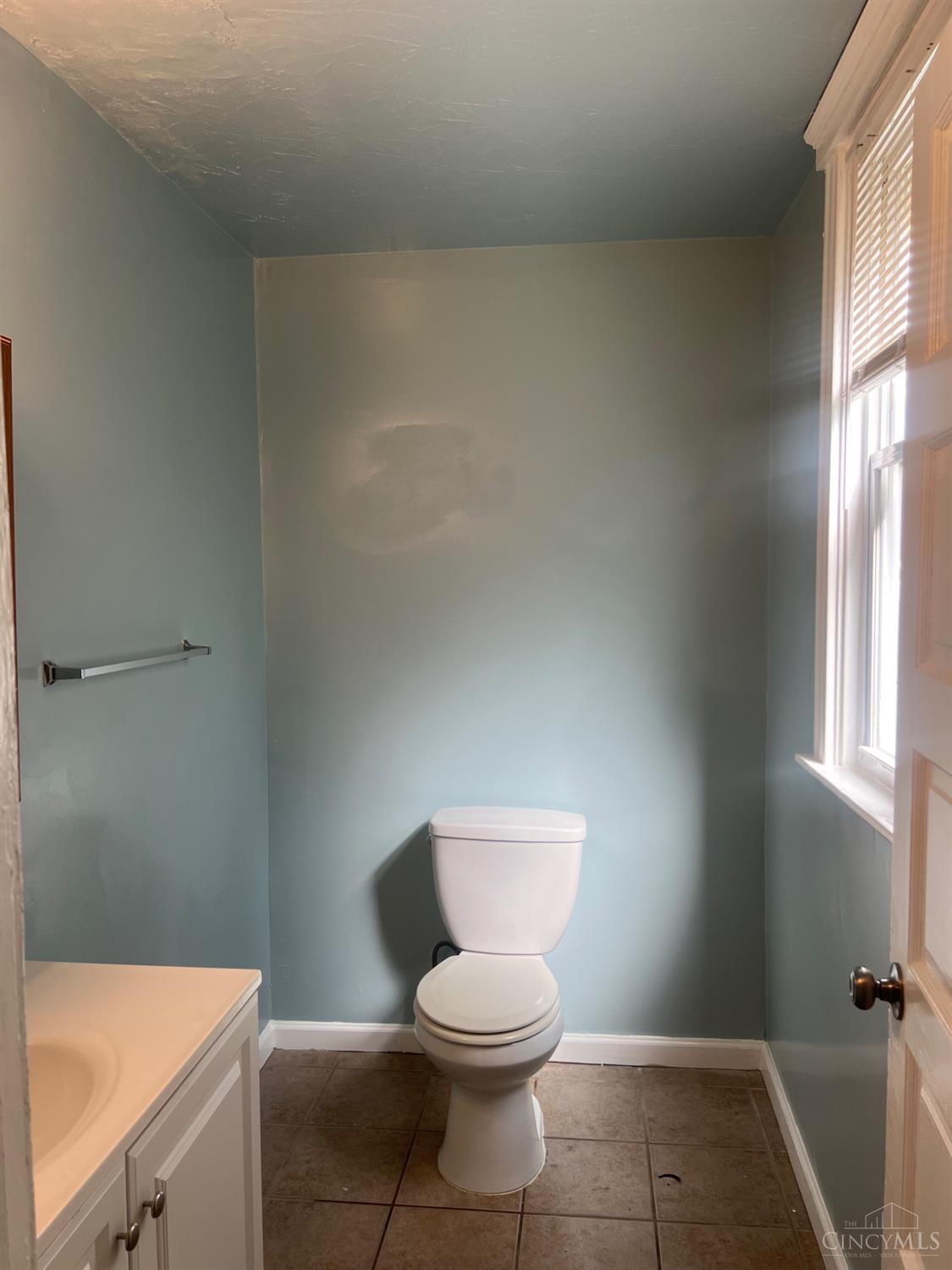 1274 Ross Avenue Property Photo 13
