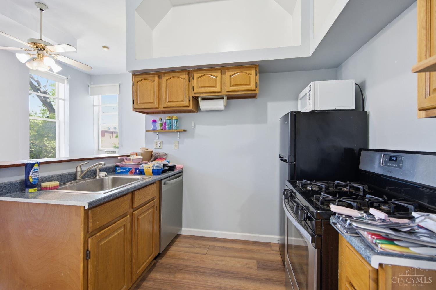 215 Warner Street Property Photo 21