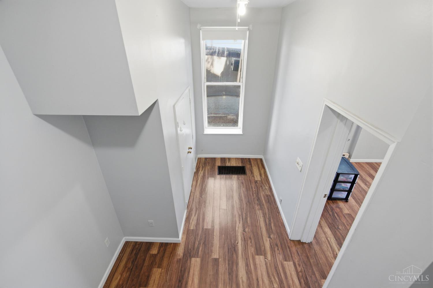 215 Warner Street Property Photo 35