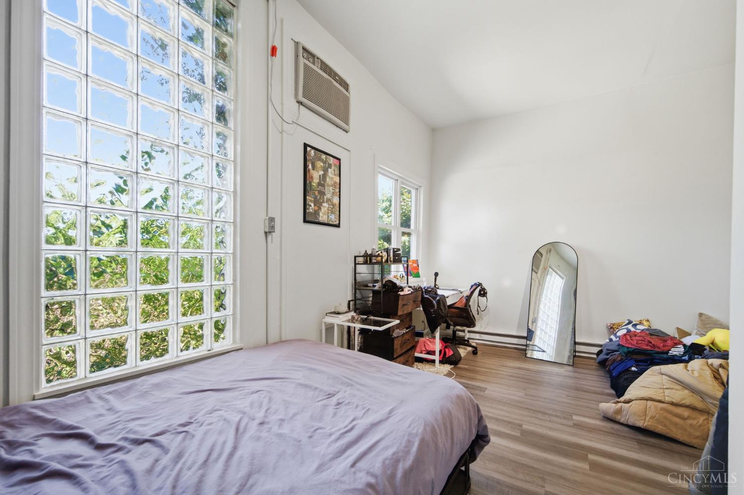 215 Warner Street Property Photo 48