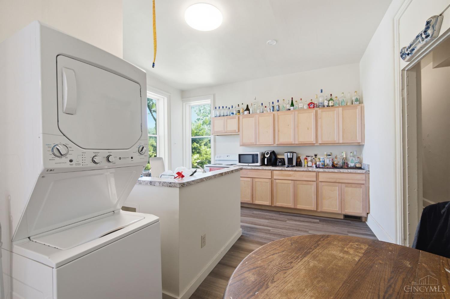 215 Warner Street Property Photo 62