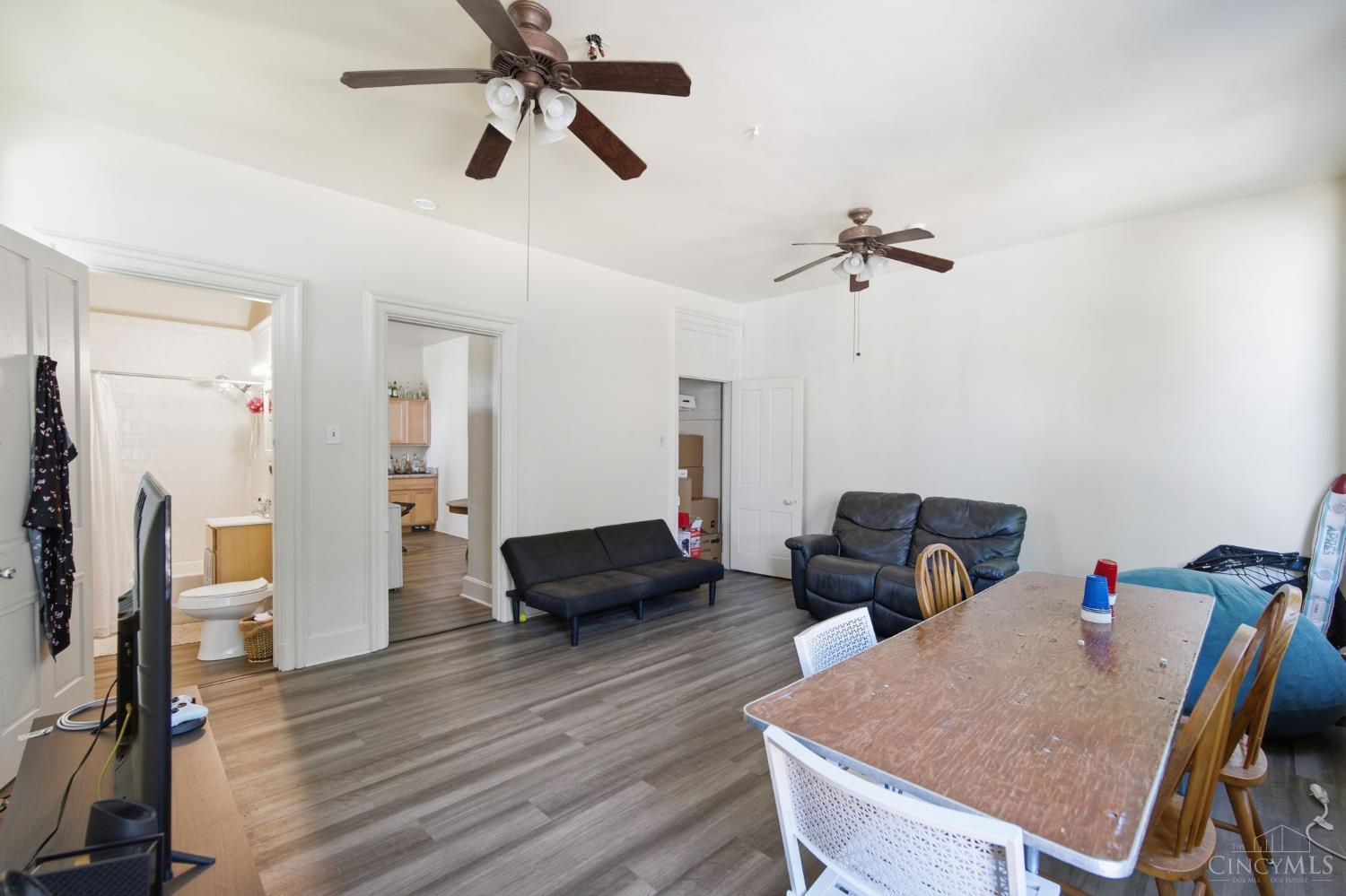 215 Warner Street Property Photo 64