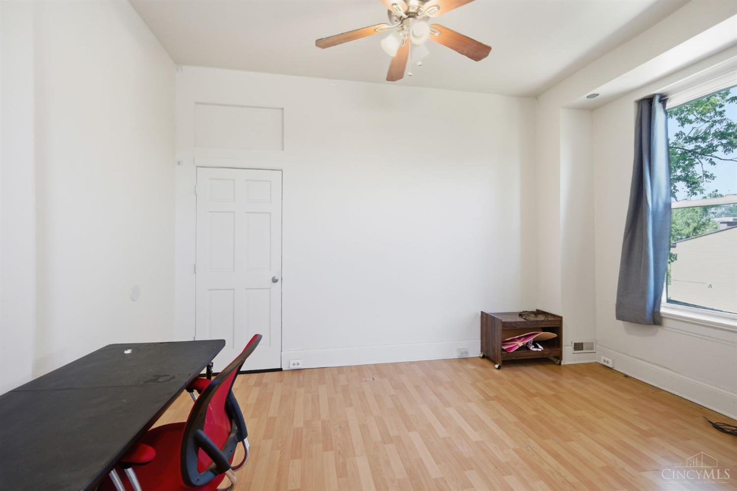 215 Warner Street Property Photo 71