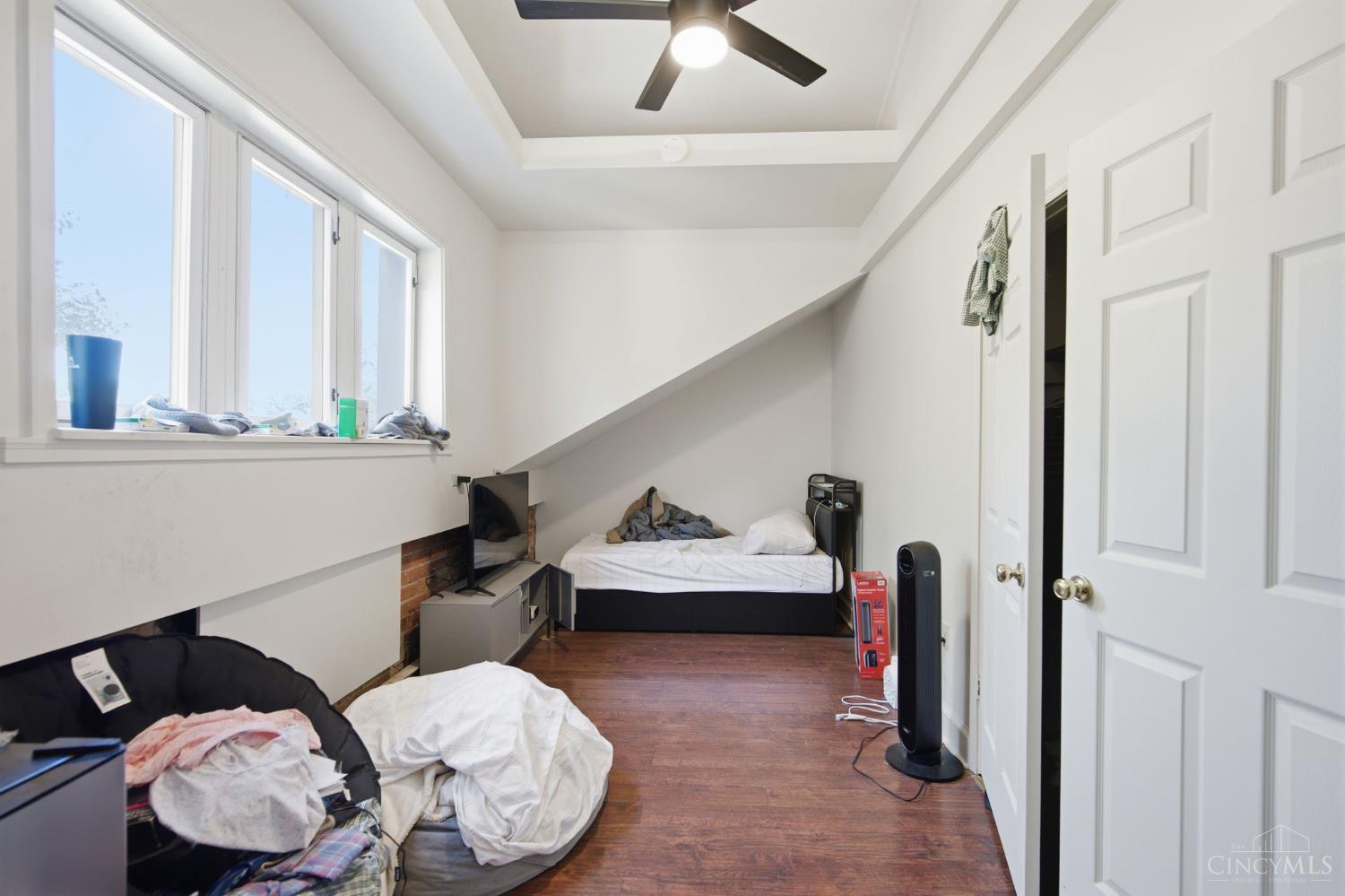 215 Warner Street Property Photo 88