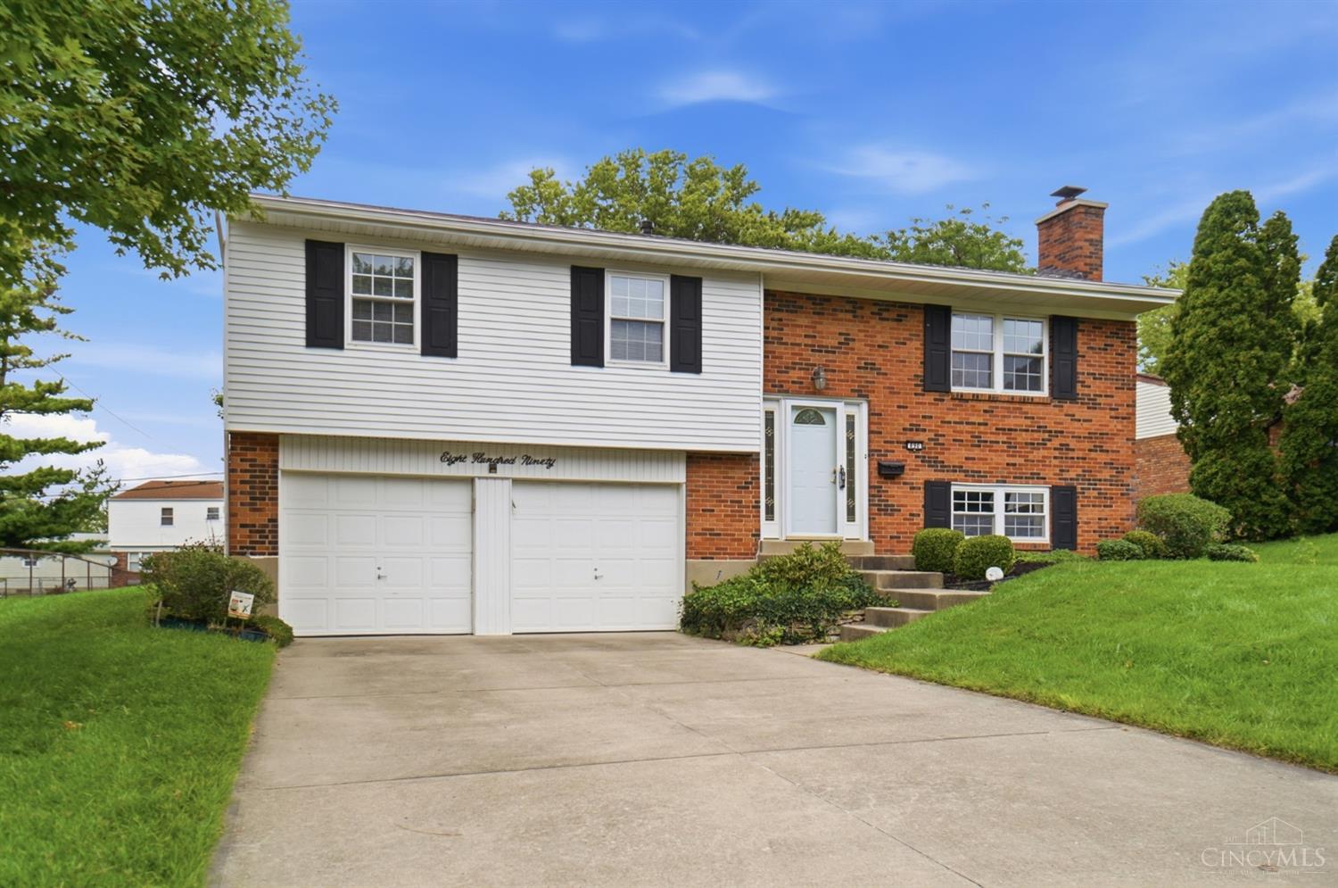 890 Summerfield Lane Property Photo 16