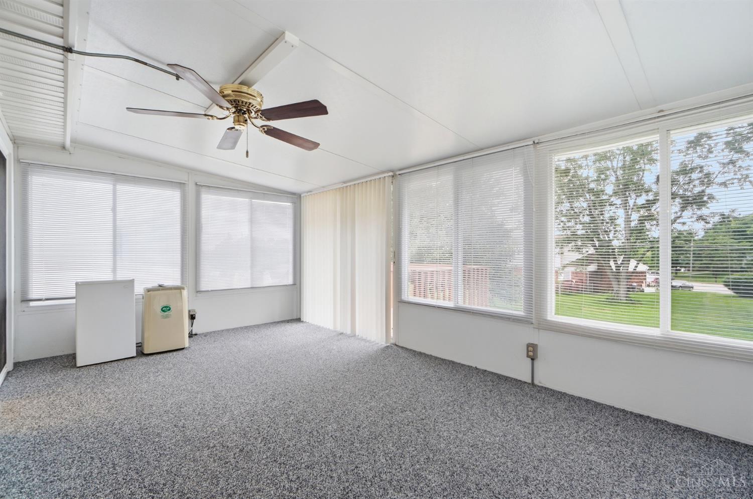 890 Summerfield Lane Property Photo 31