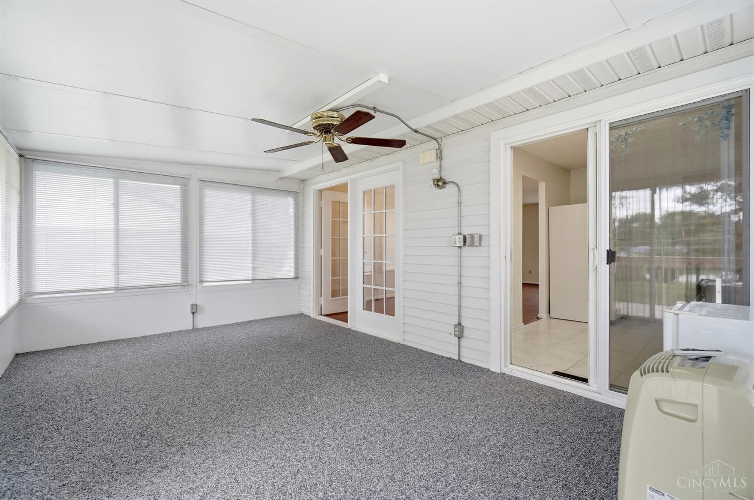 890 Summerfield Lane Property Photo 32