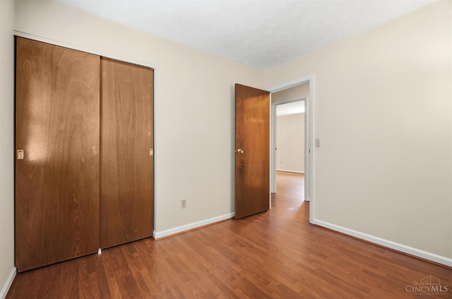 890 Summerfield Lane Property Photo 36