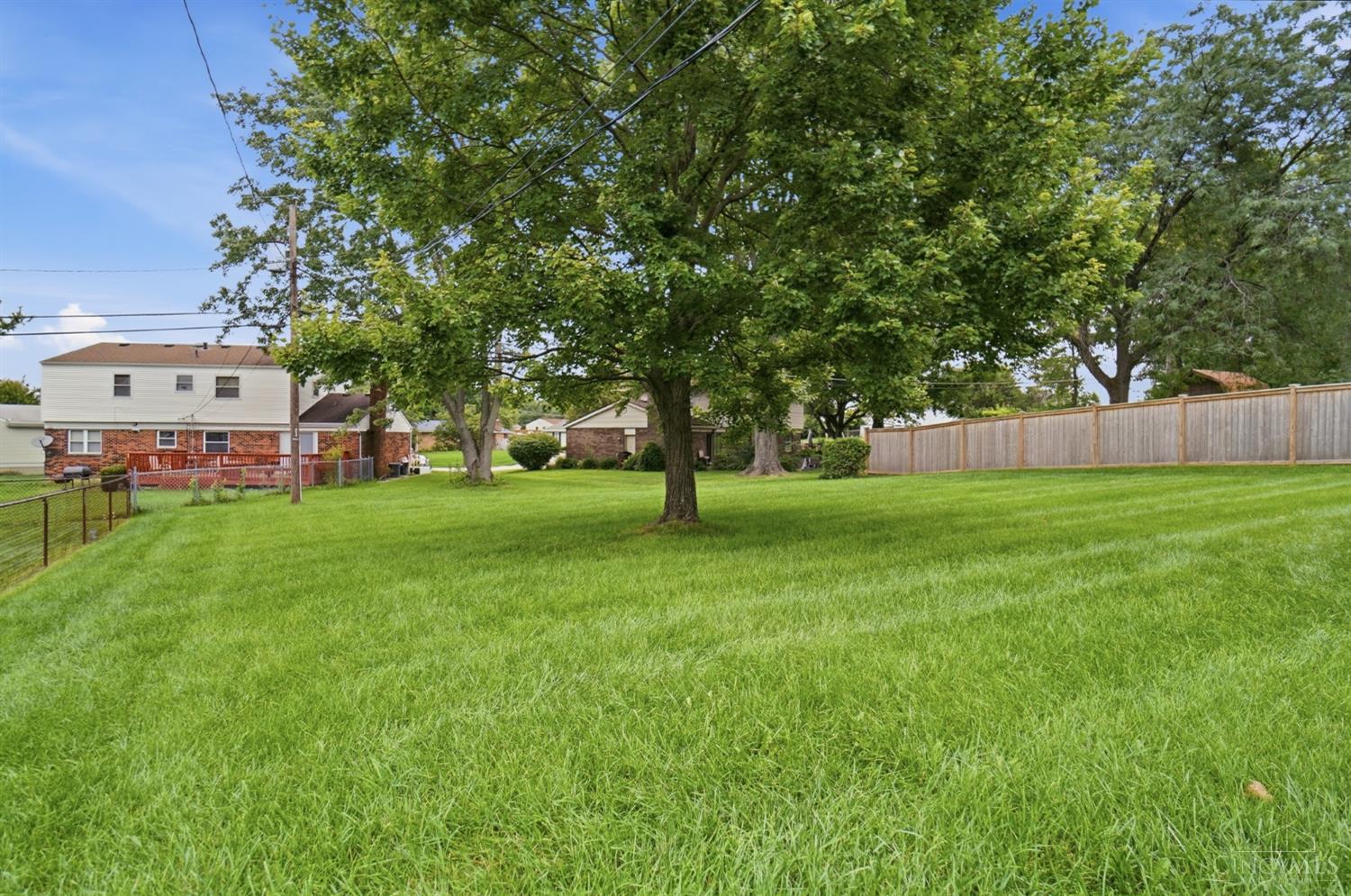 890 Summerfield Lane Property Photo 40