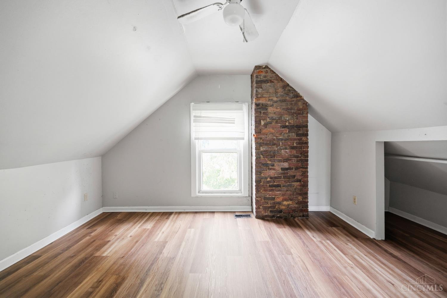 312 Warner Street Property Photo 5