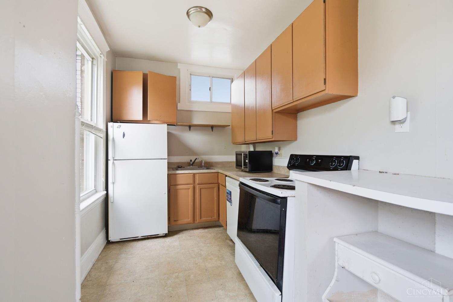 312 Warner Street Property Photo 7
