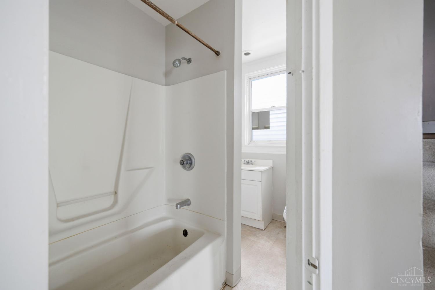 312 Warner Street Property Photo 22