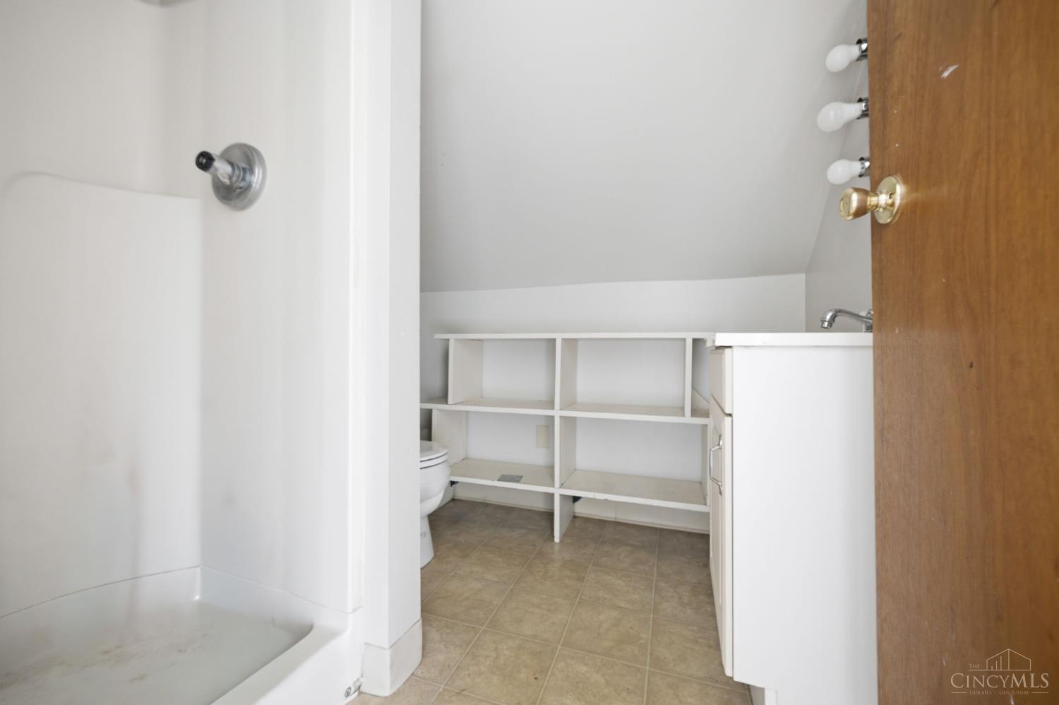 312 Warner Street Property Photo 36