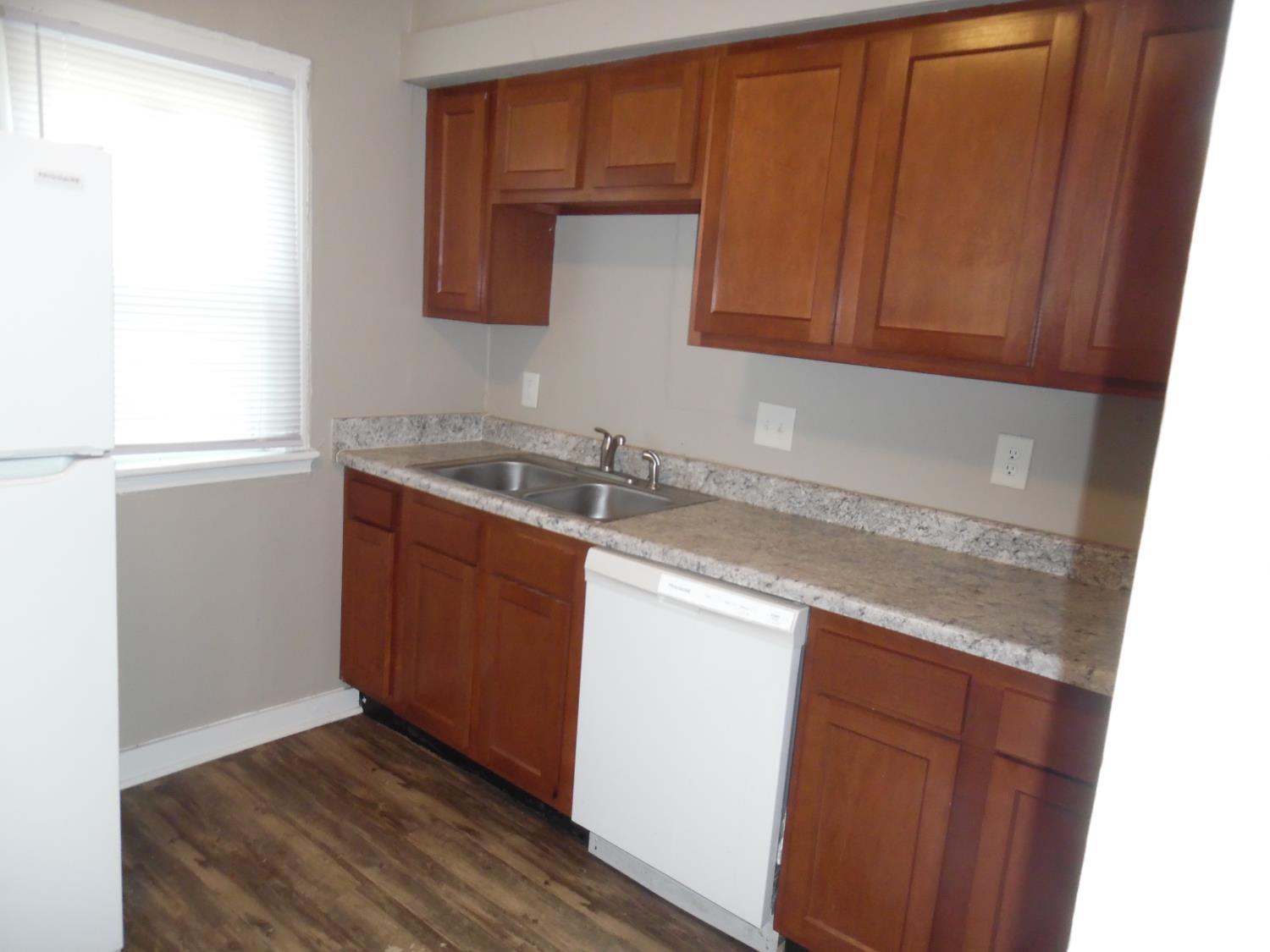 4747 Howard Avenue Property Photo 6