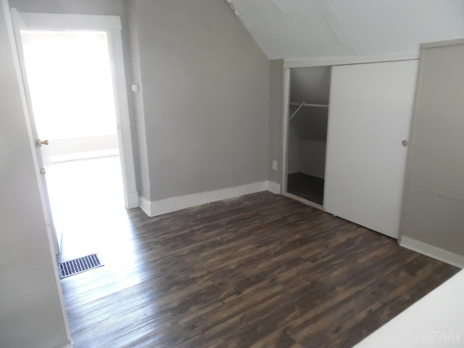 4747 Howard Avenue Property Photo 9