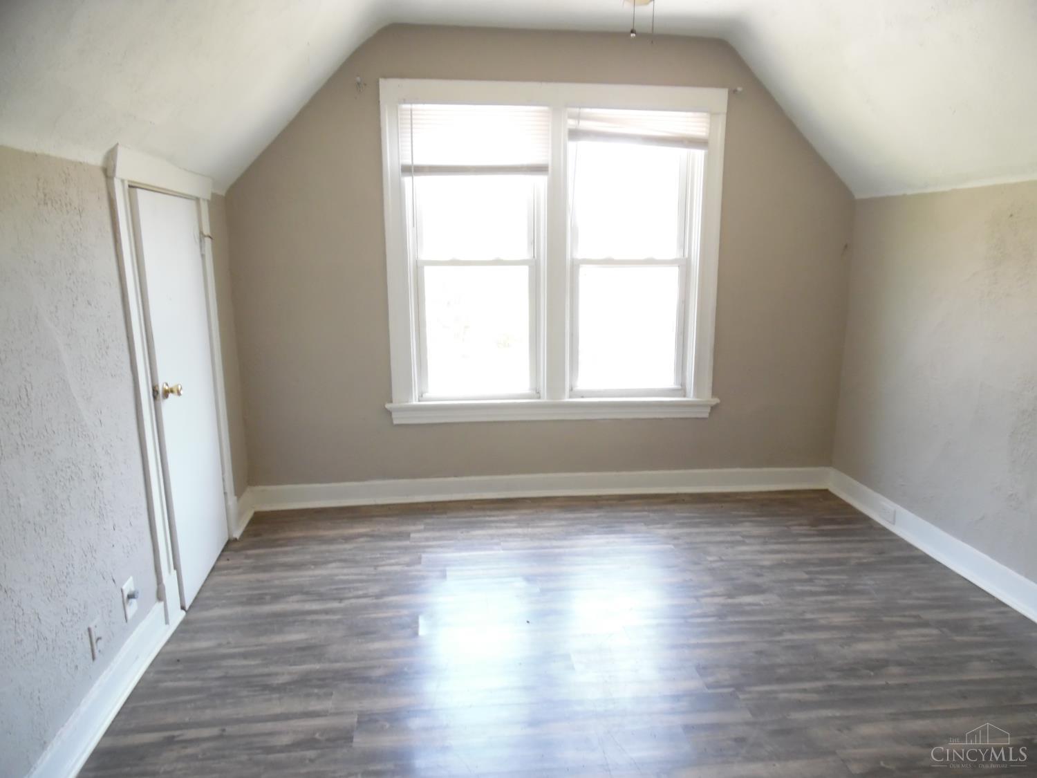 4747 Howard Avenue Property Photo 10
