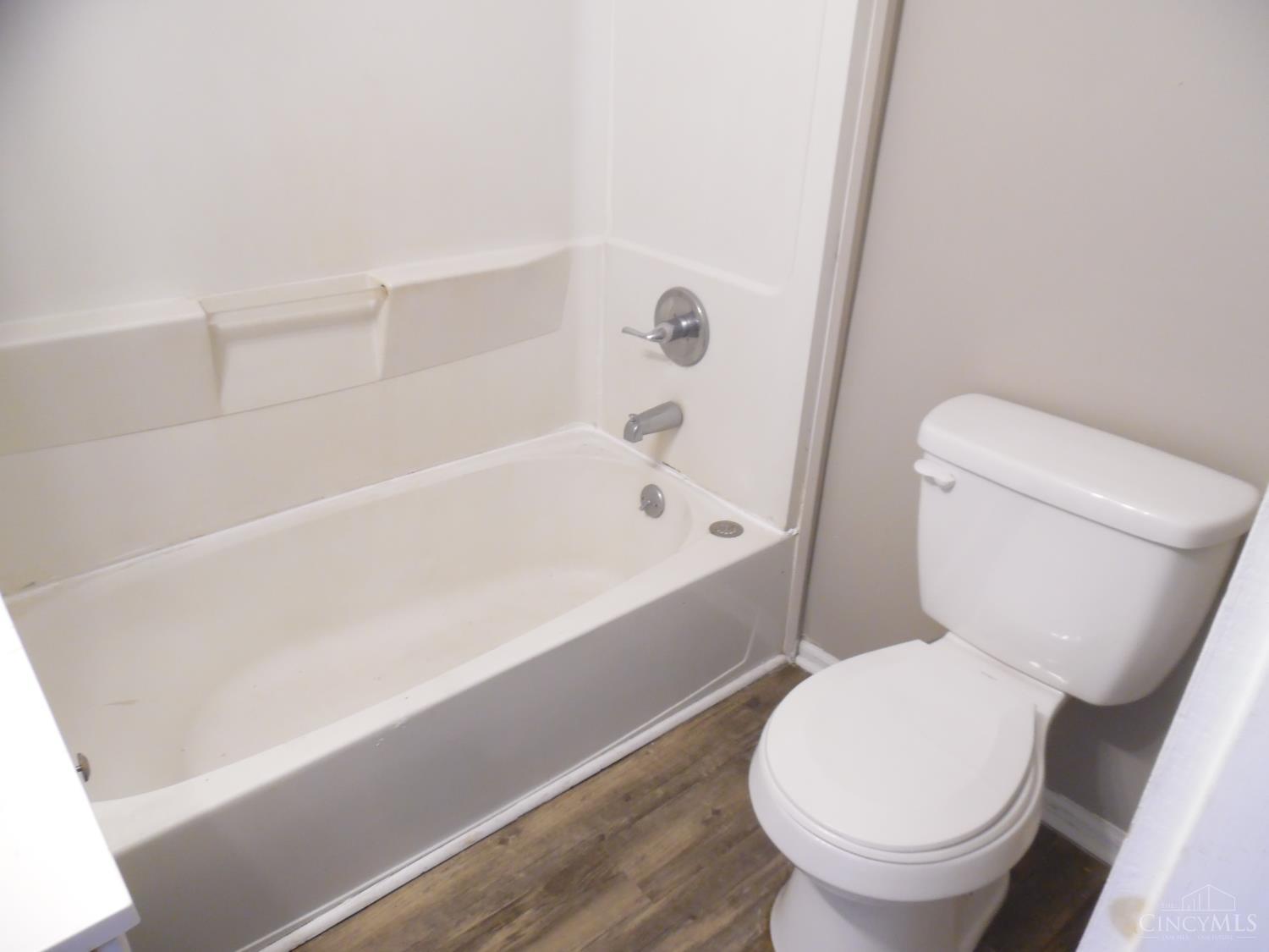 4747 Howard Avenue Property Photo 16