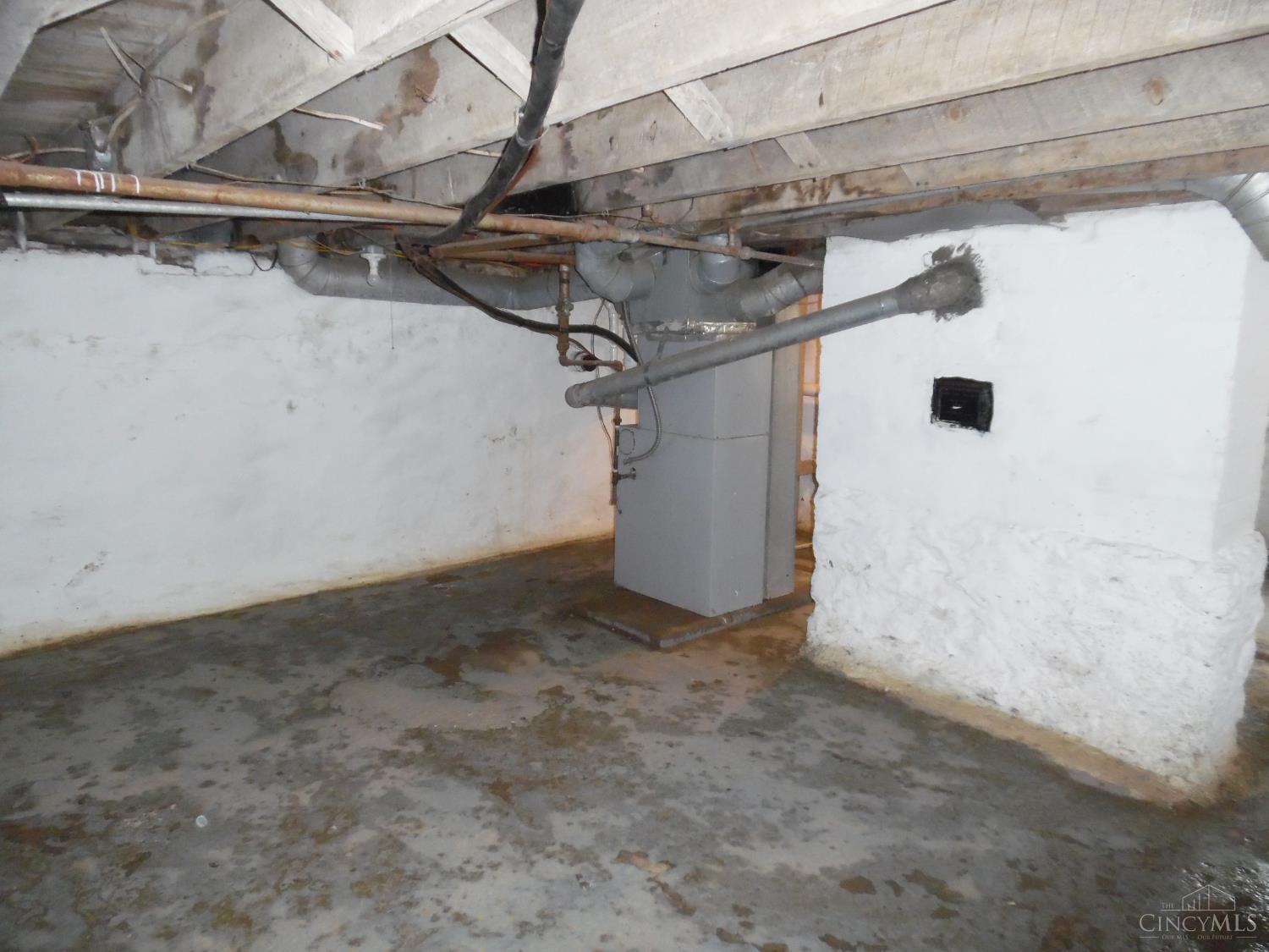 4747 Howard Avenue Property Photo 17
