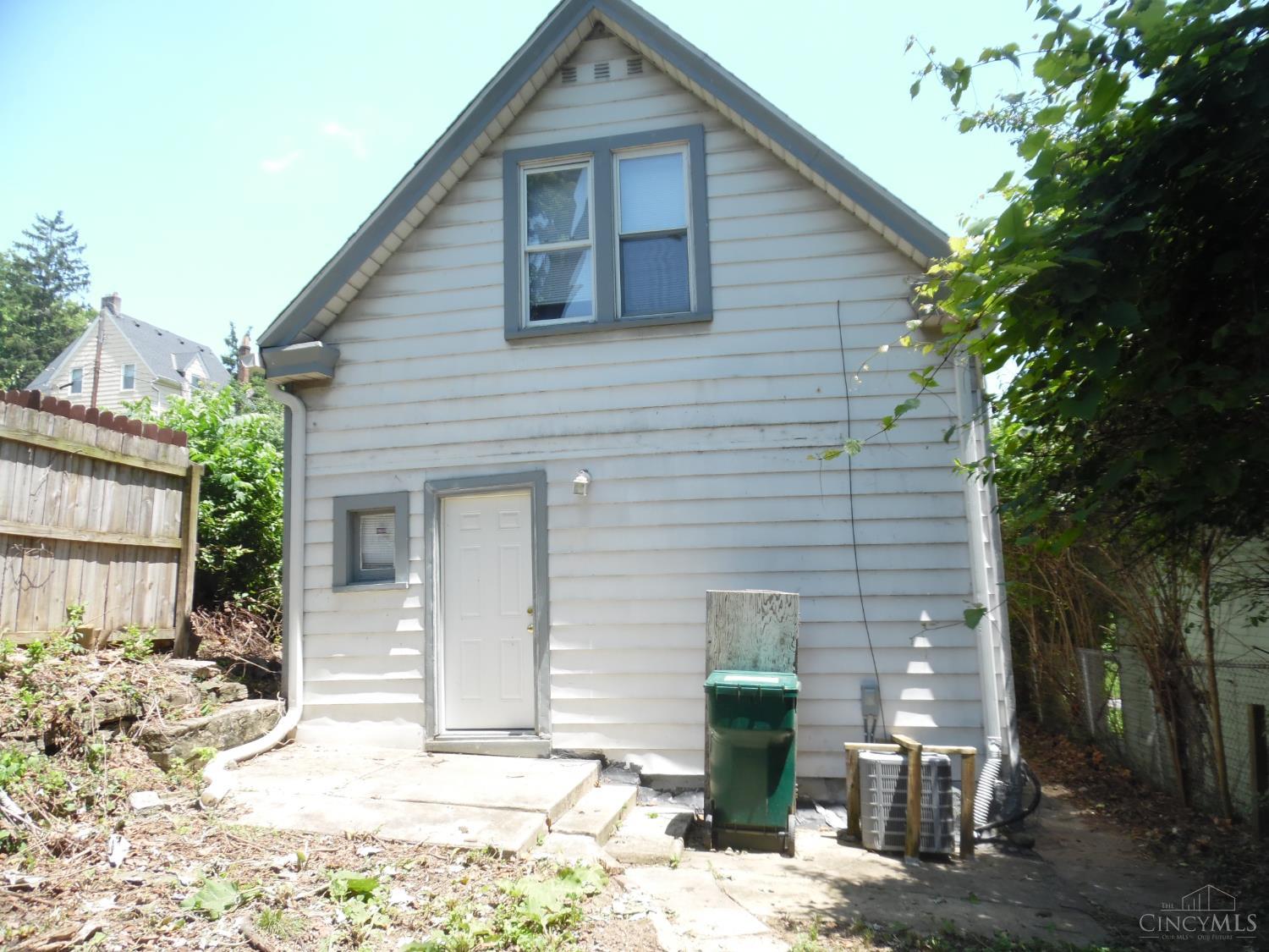 4747 Howard Avenue Property Photo 20