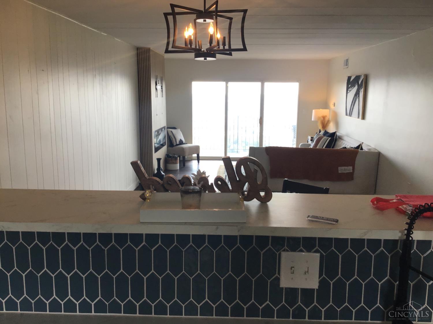 1891189 Property Photo 5