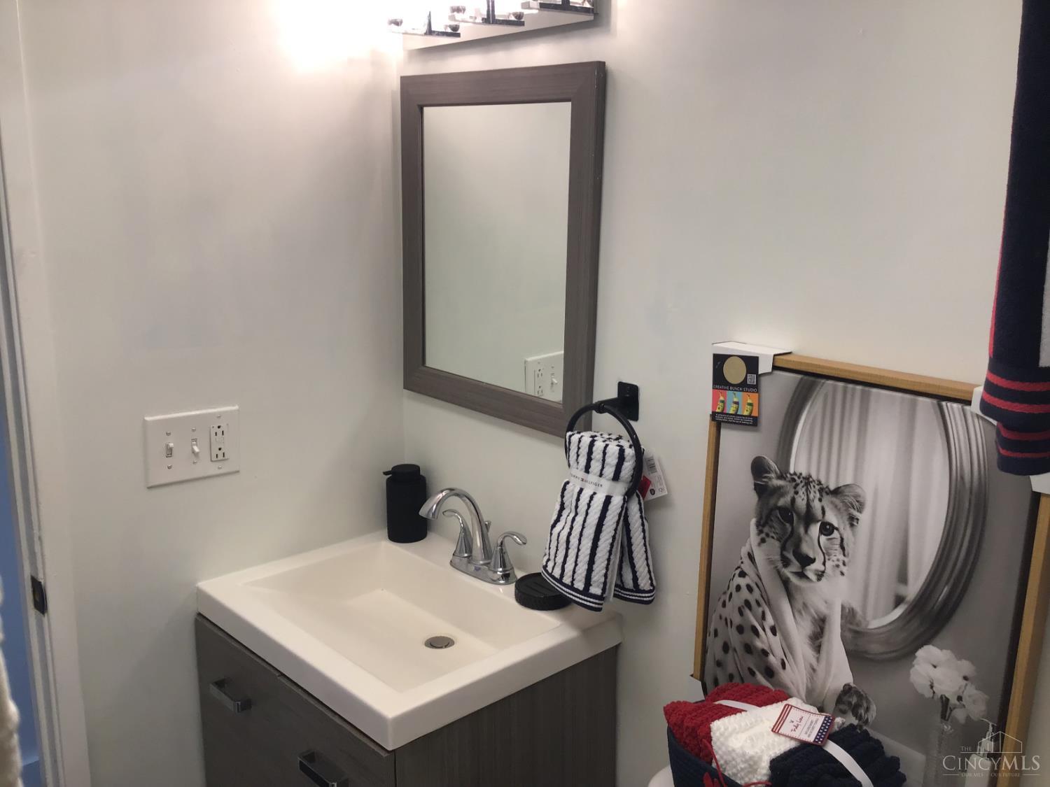 1891189 Property Photo 11