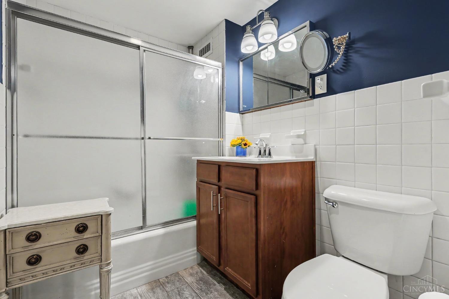 2401 Ingleside Avenue Property Photo 13