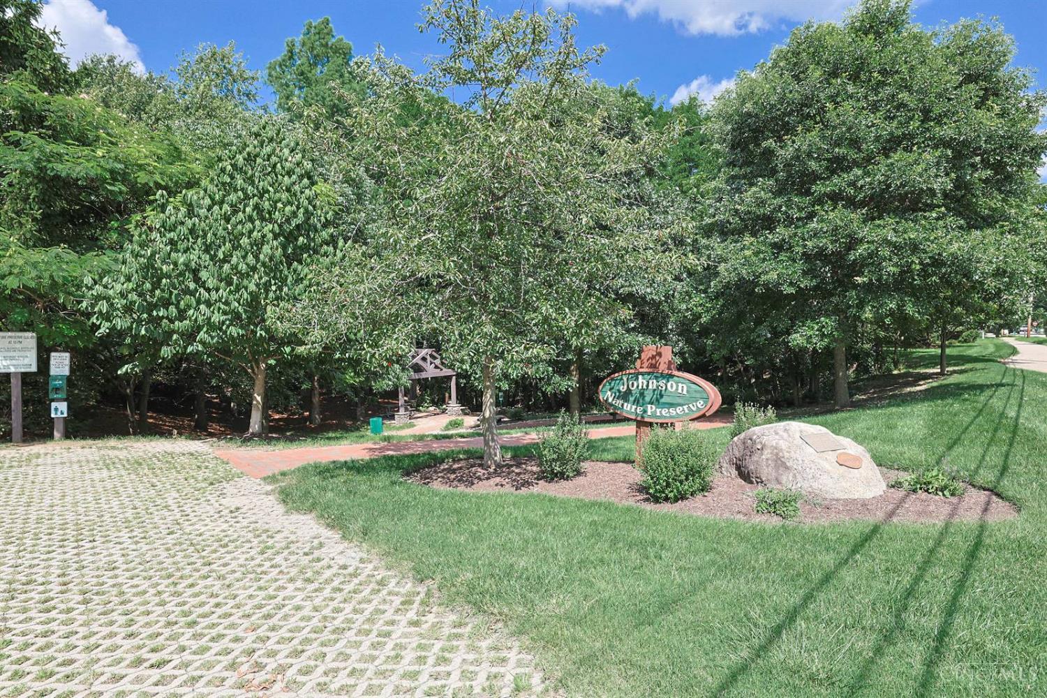 10820 Deerfield Road Property Photo 4