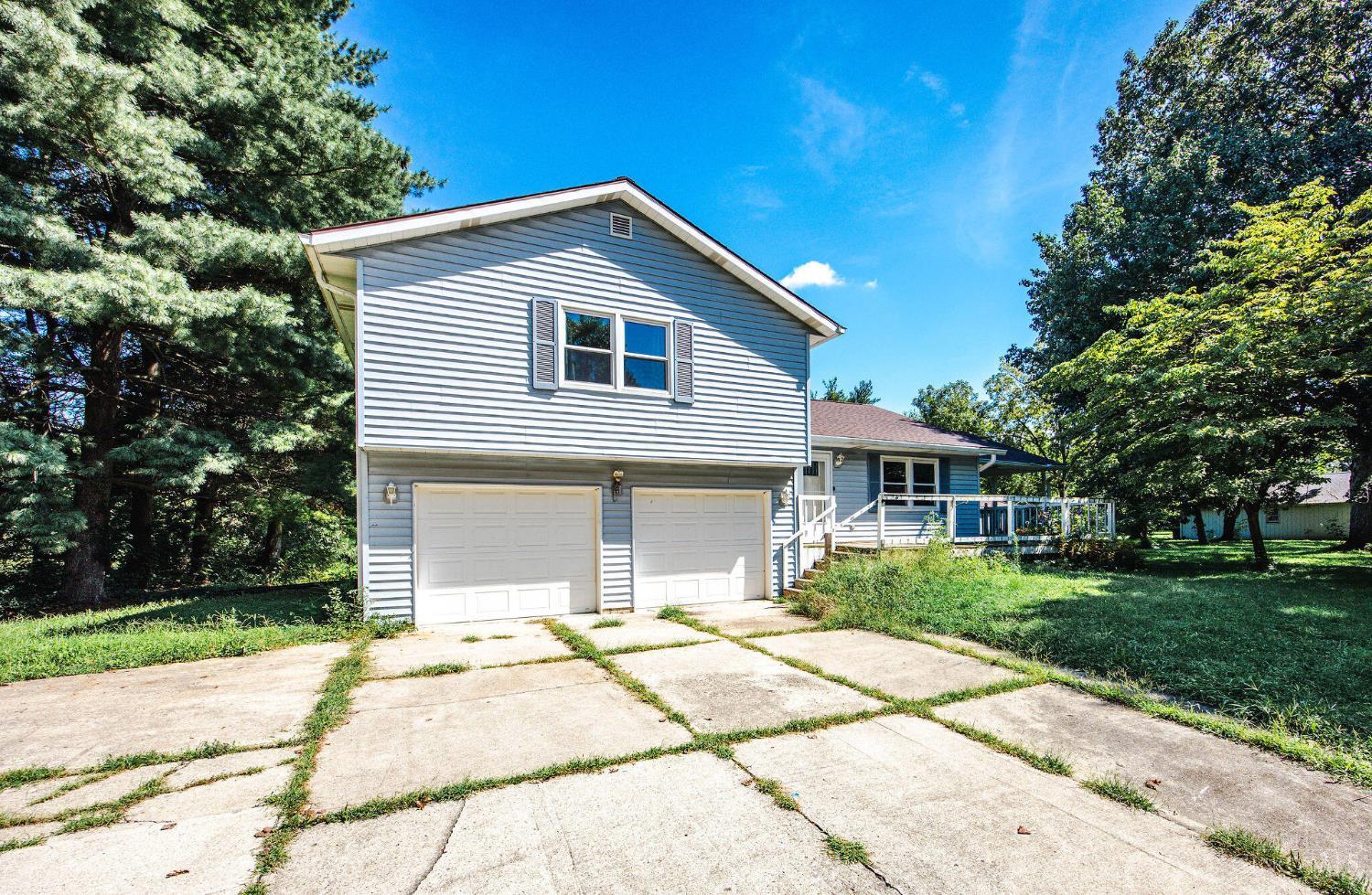 3132 Greentree Road Property Photo 1